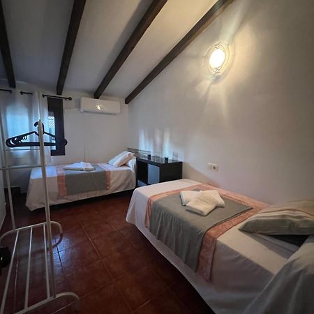Casa Pancho Villa Zahara De La Sierra Luaran gambar
