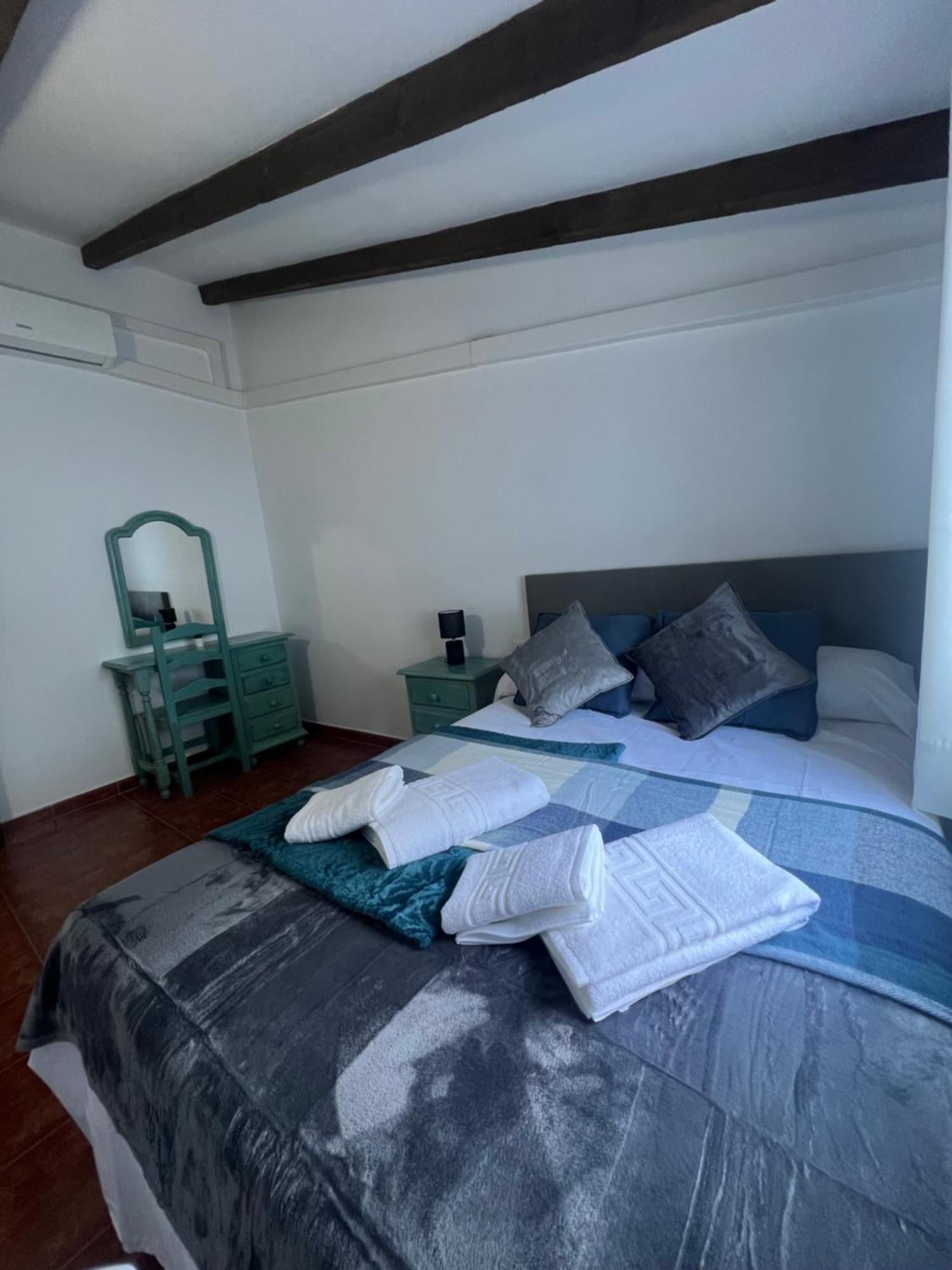 Casa Pancho Villa Zahara De La Sierra Luaran gambar